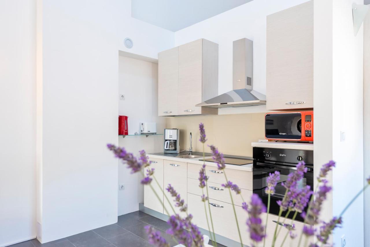 Lozna Apartment Postira